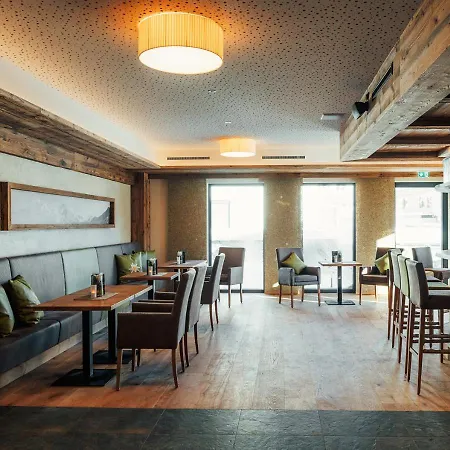 Garni Alpenjuwel Residenz 4*