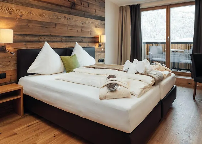 מלון Garni Alpenjuwel Residenz סרפהאוס