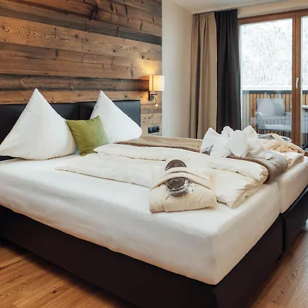 Hotel Garni Alpenjuwel Residenz Serfaus